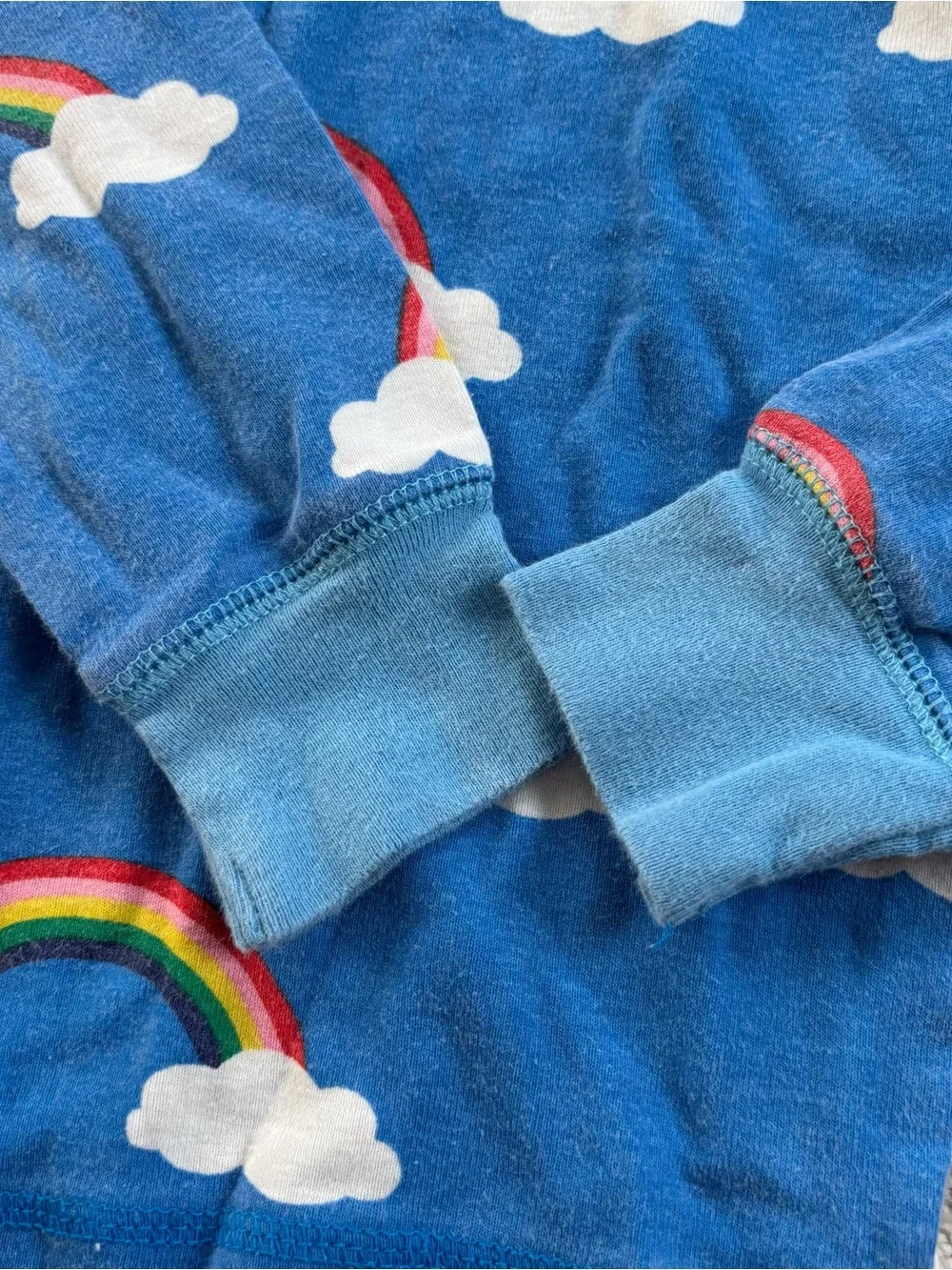 Mini boden Kids Blue Rainbow Cloud Pajama Set